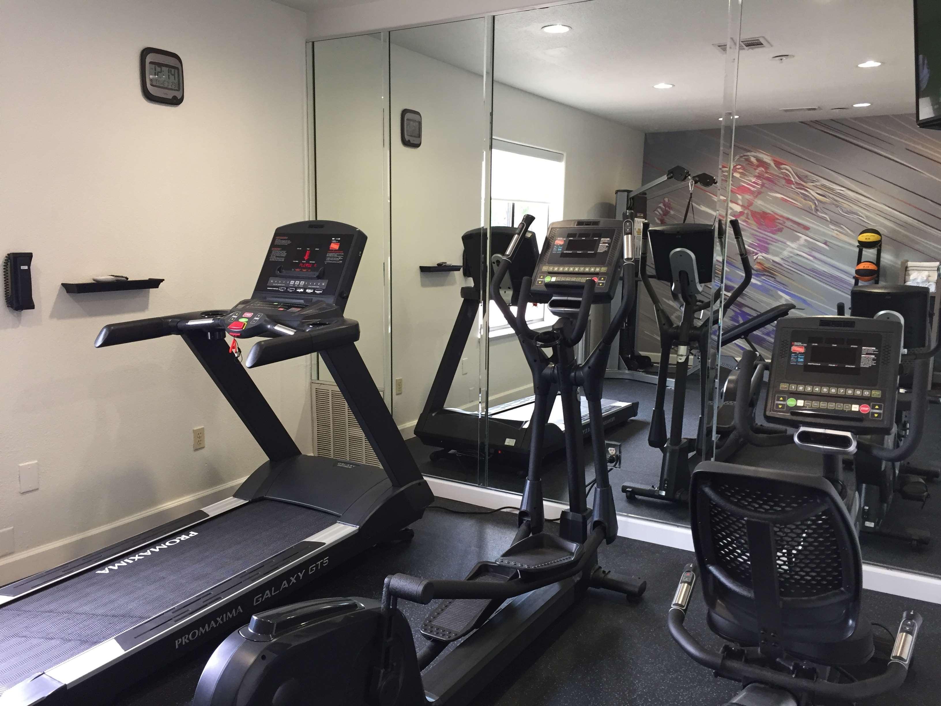 Best Western Plus North Houston Inn & Suites Екстер'єр фото
