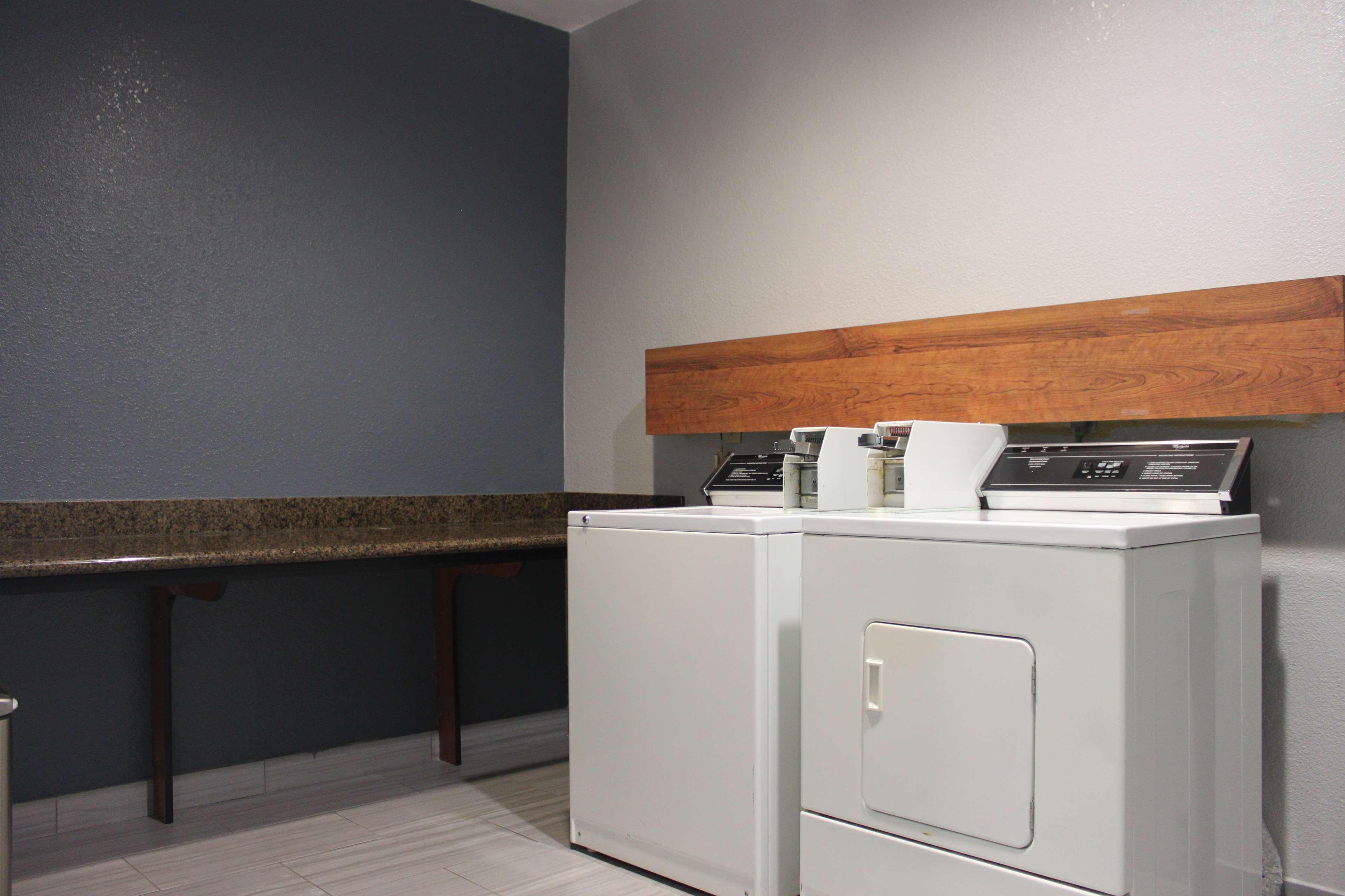 Best Western Plus North Houston Inn & Suites Екстер'єр фото