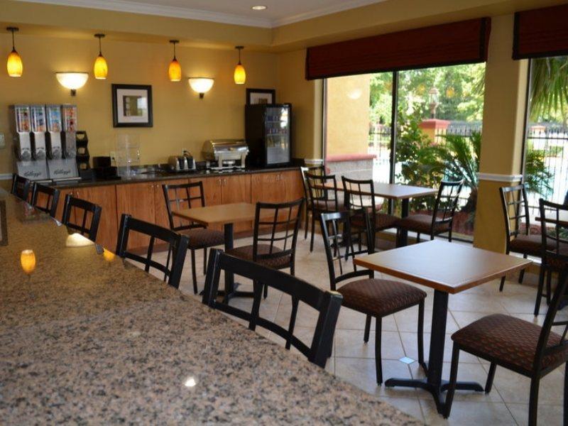 Best Western Plus North Houston Inn & Suites Екстер'єр фото